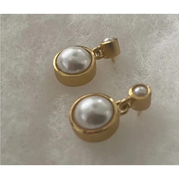 DEAN DAVIDSON Signature Droplet Earrings  22K Gold Plate Freshwater Pearl EUC! - Picture 3 of 11